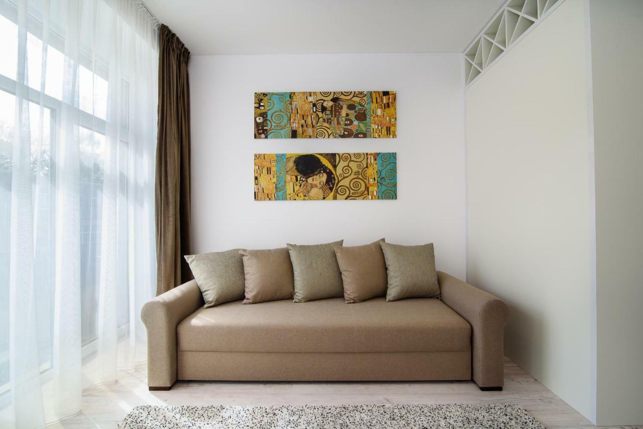 Family Apartments 2 Вилнюс Екстериор снимка